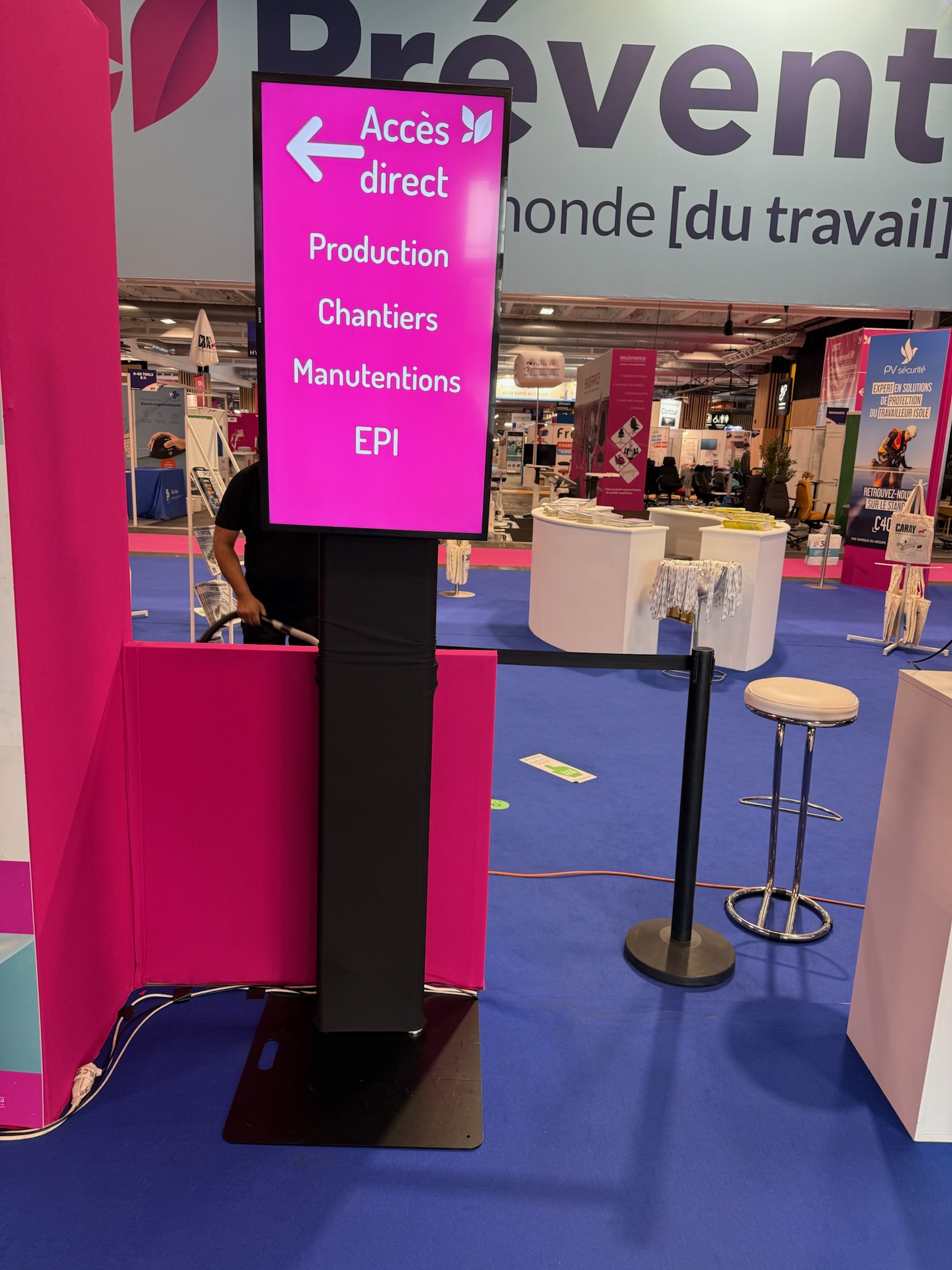 TV sur pied - Salon Préventica